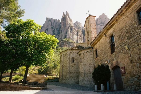 Montserrat y la Sagrada Familia - Imagen 7